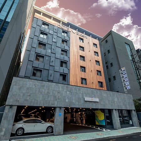 Bcent Hotel Busan Bagian luar foto