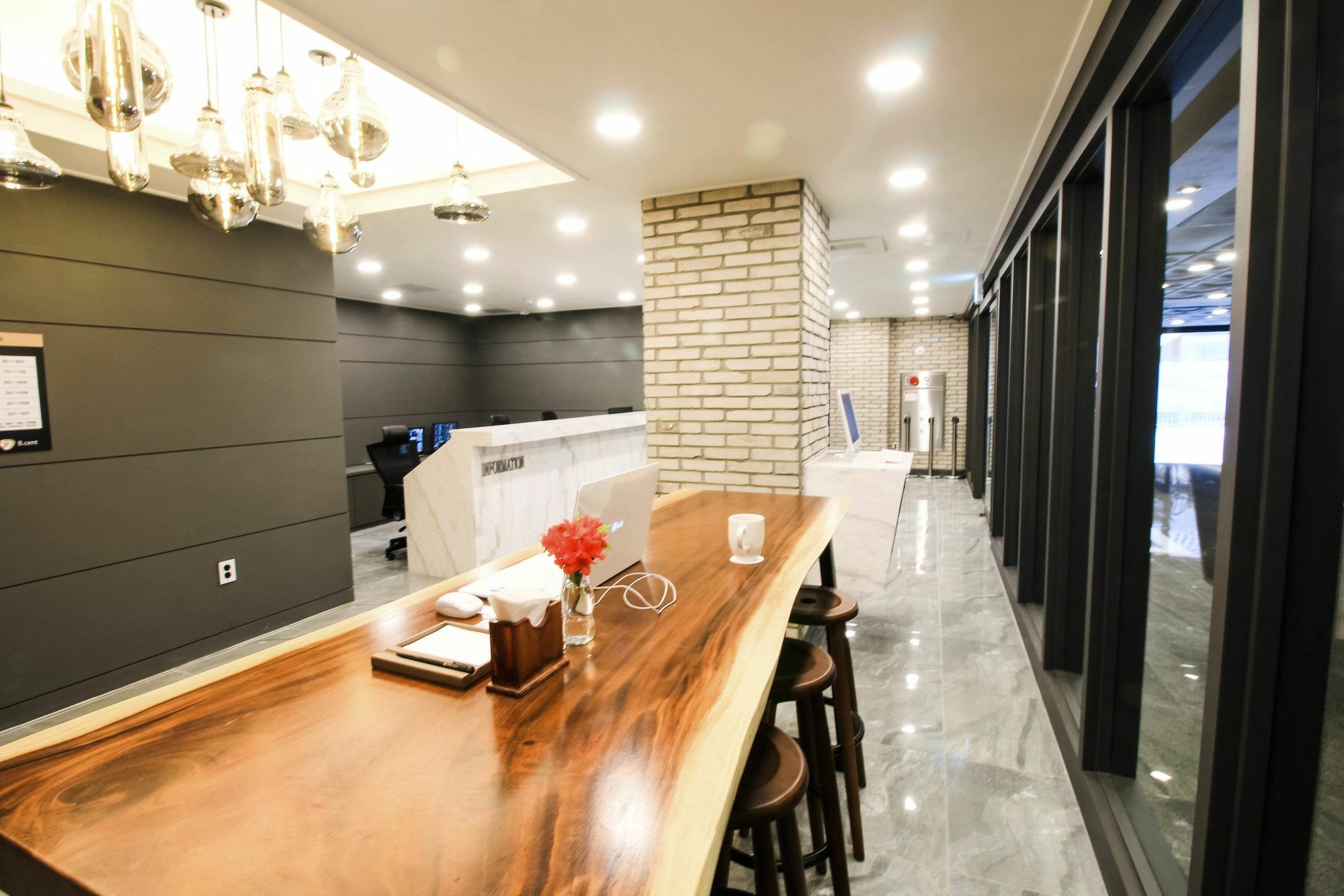 Bcent Hotel Busan Bagian luar foto